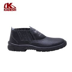 BOTA COURO ELASTICO BICO PLASTICO PP N37 - KADESH/COMBAT